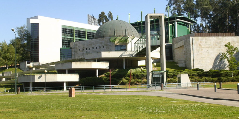 Vista externa do Visionarium em Feira